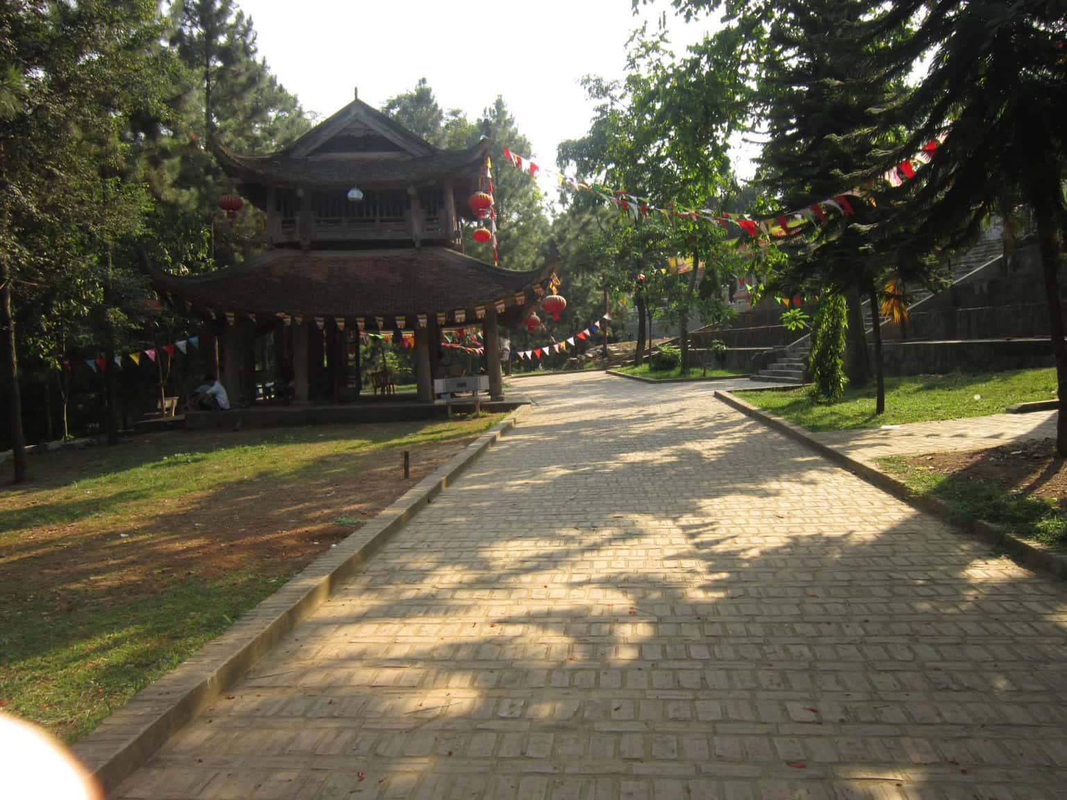 justfly chua tram gian hanoi