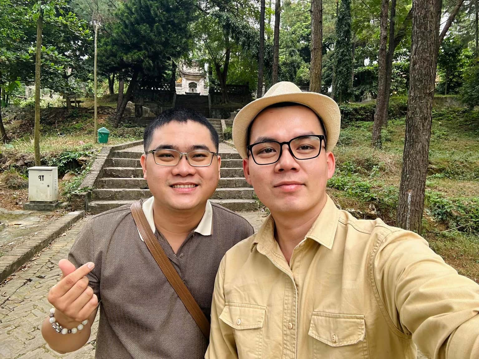 justfly chua tram gian hanoi