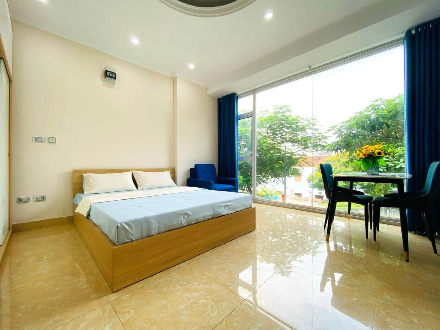 Studio 301 - KaTa House, Lạc Long Quân - View Hồ Tây — ảnh 1