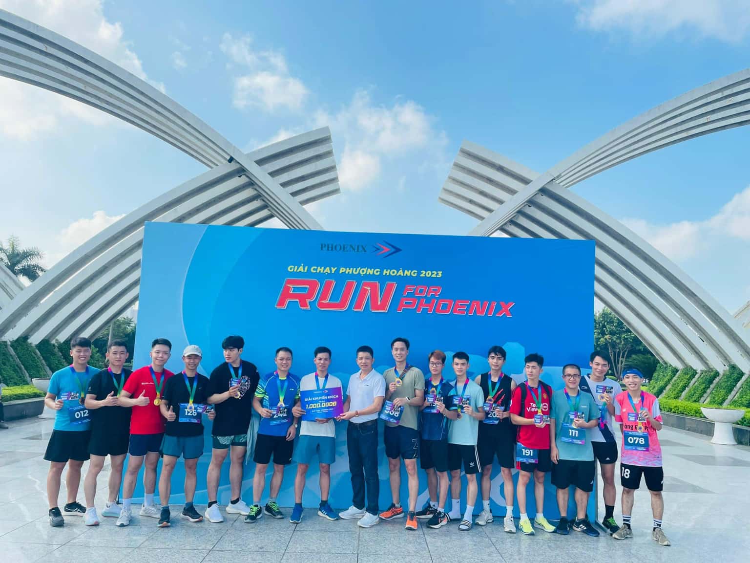 justfly cong vien hoa binh hanoi