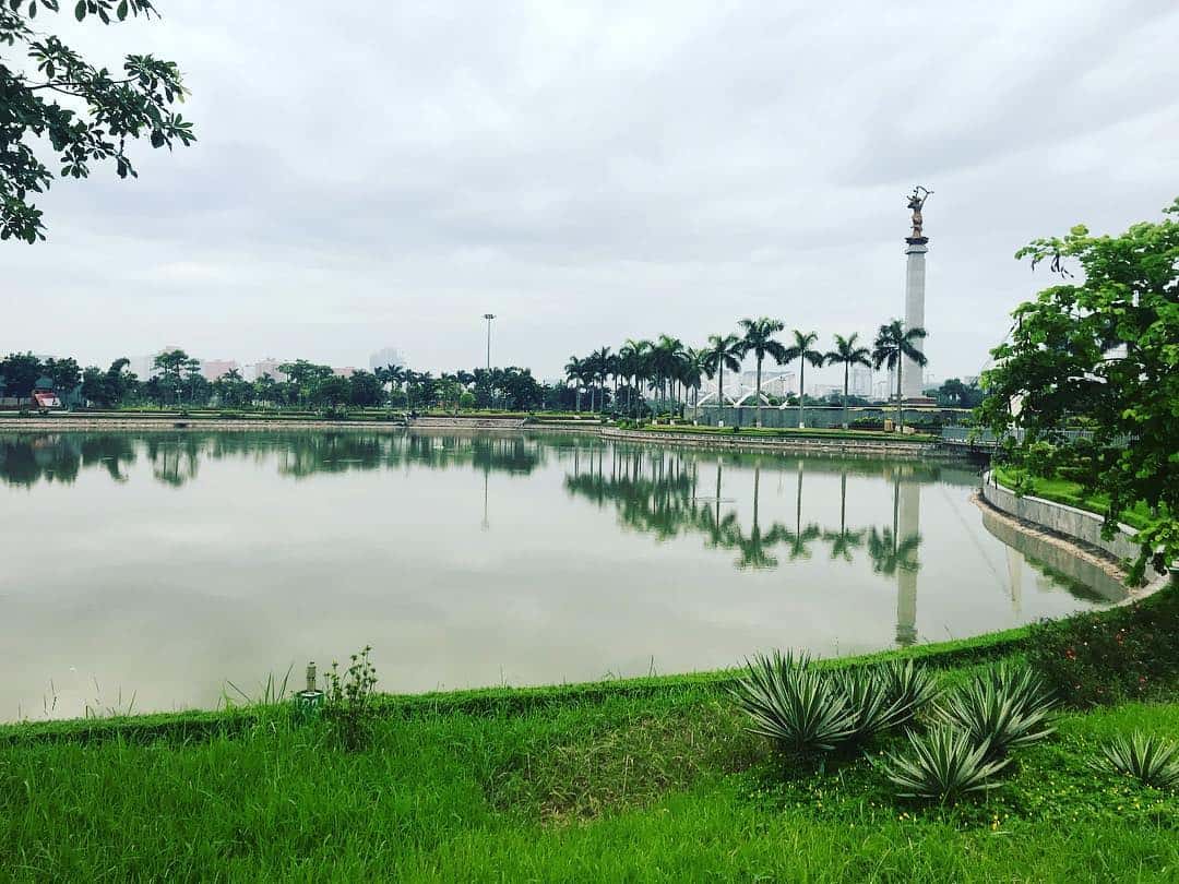 justfly cong vien hoa binh hanoi