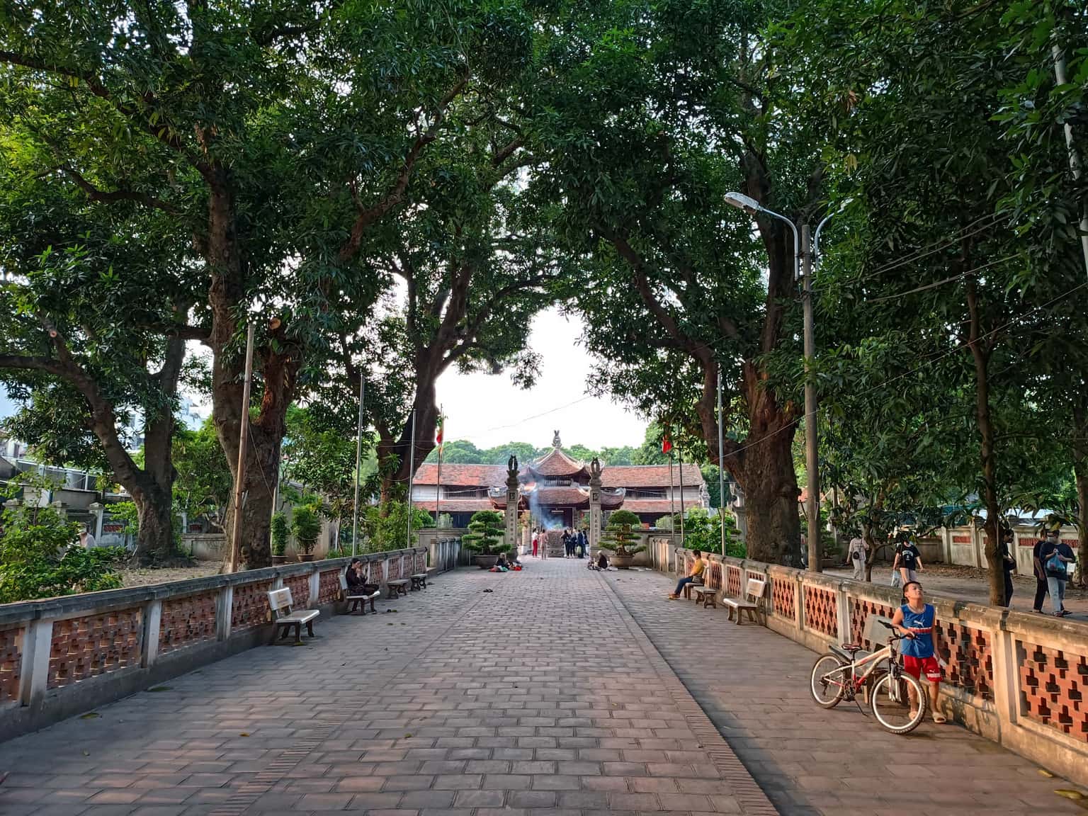 justfly chua lang hanoi