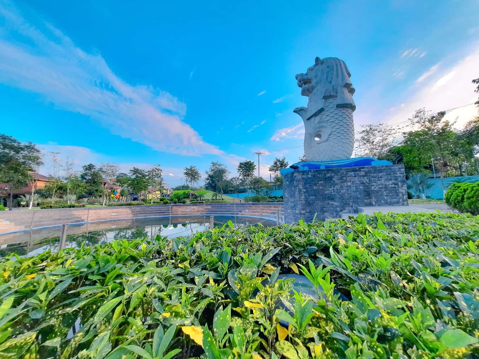 justfly cong vien thien duong bao son hanoi