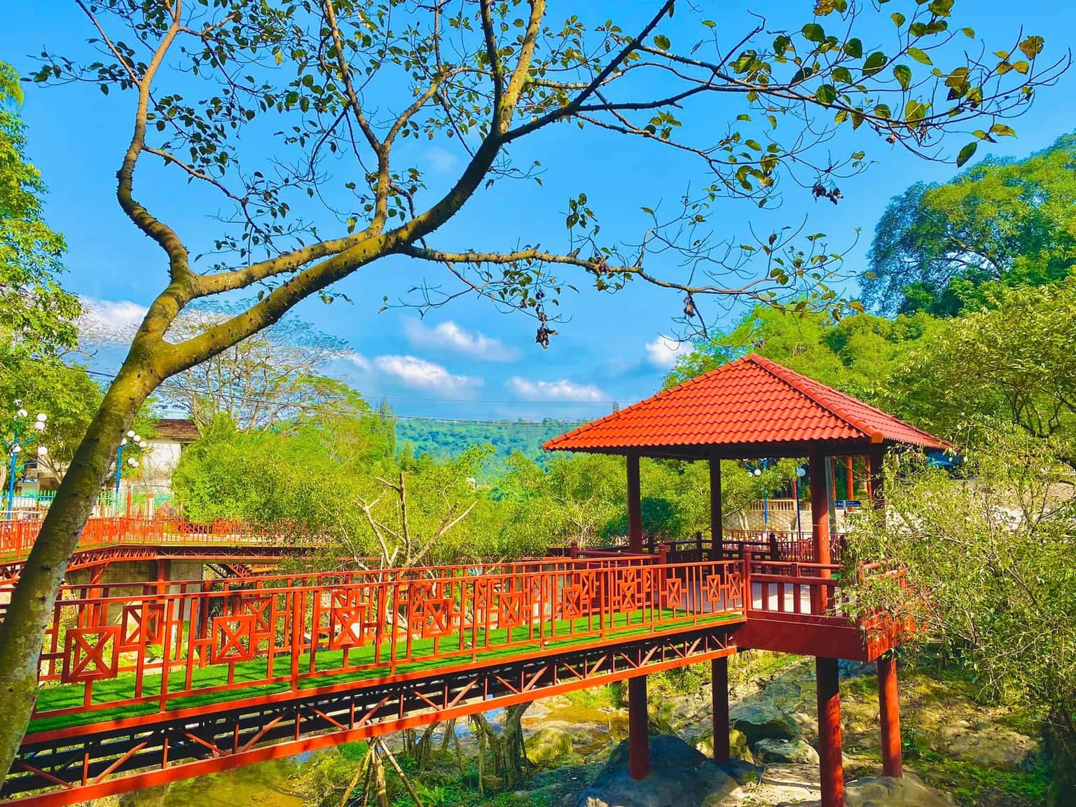 justfly khu du lich ao vua ba vi hanoi