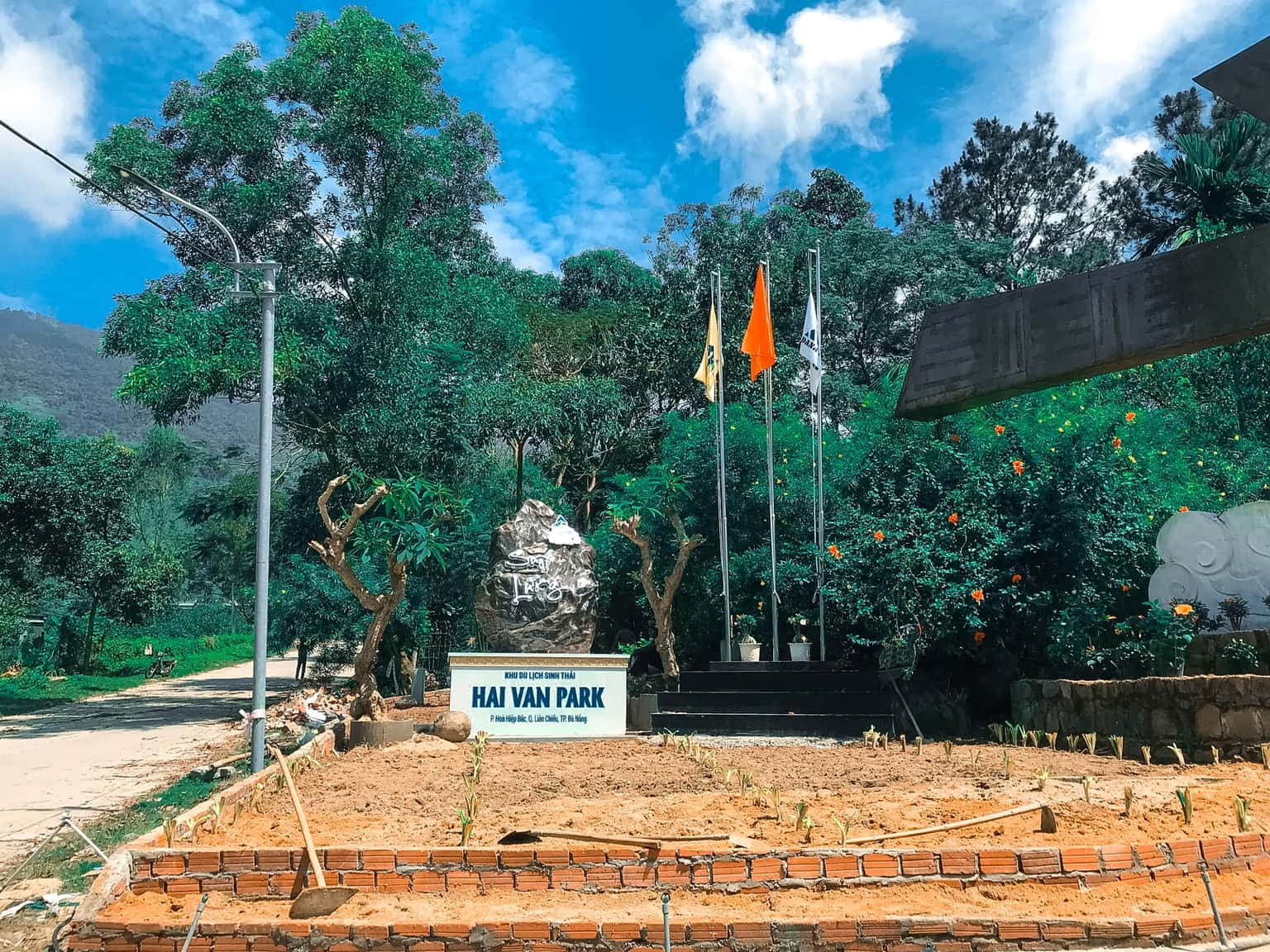 khu du lich suoi luong deo hai van park da nang