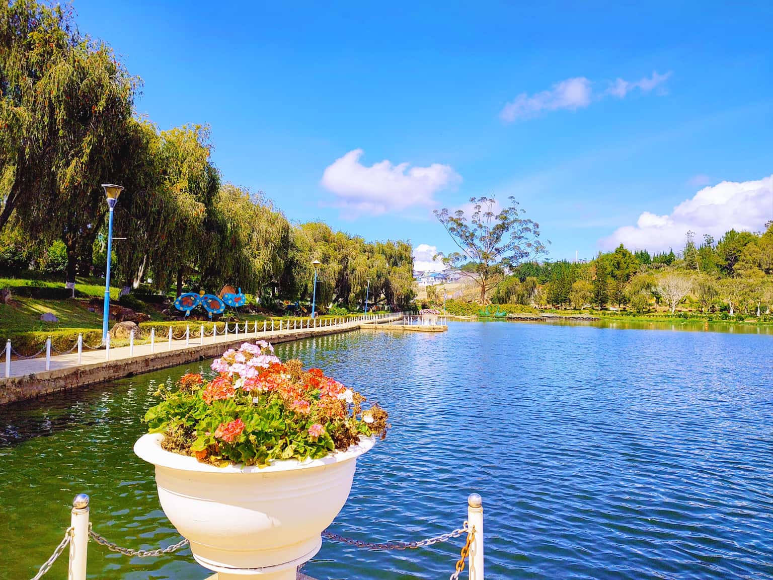 justfly vuon hoa thanh pho da lat