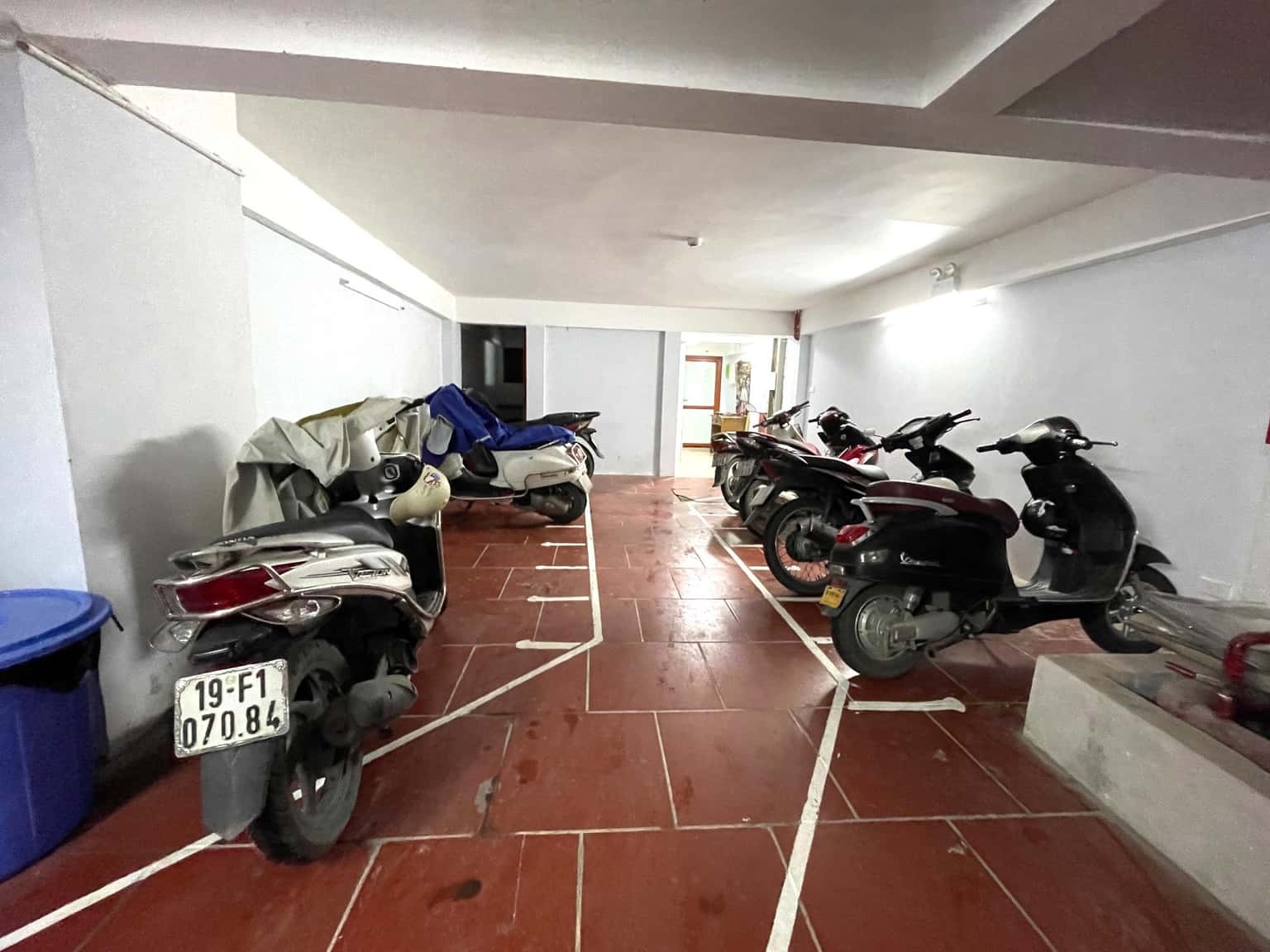 Chỗ đậu xe máy