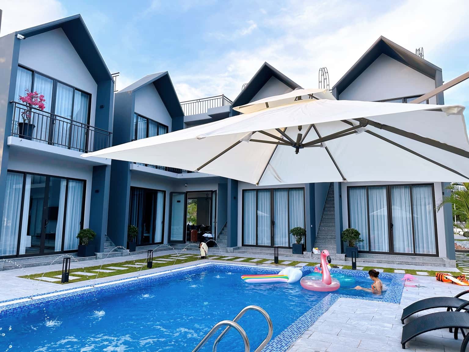 Sunset Lodge Villa - Tuần Châu, Hạ Long — photo 6