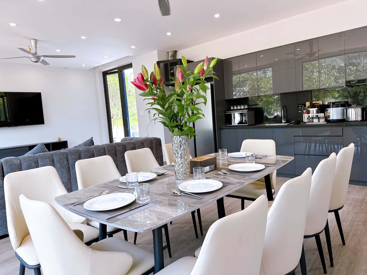Sunset Lodge Villa - Tuần Châu, Hạ Long — photo 17