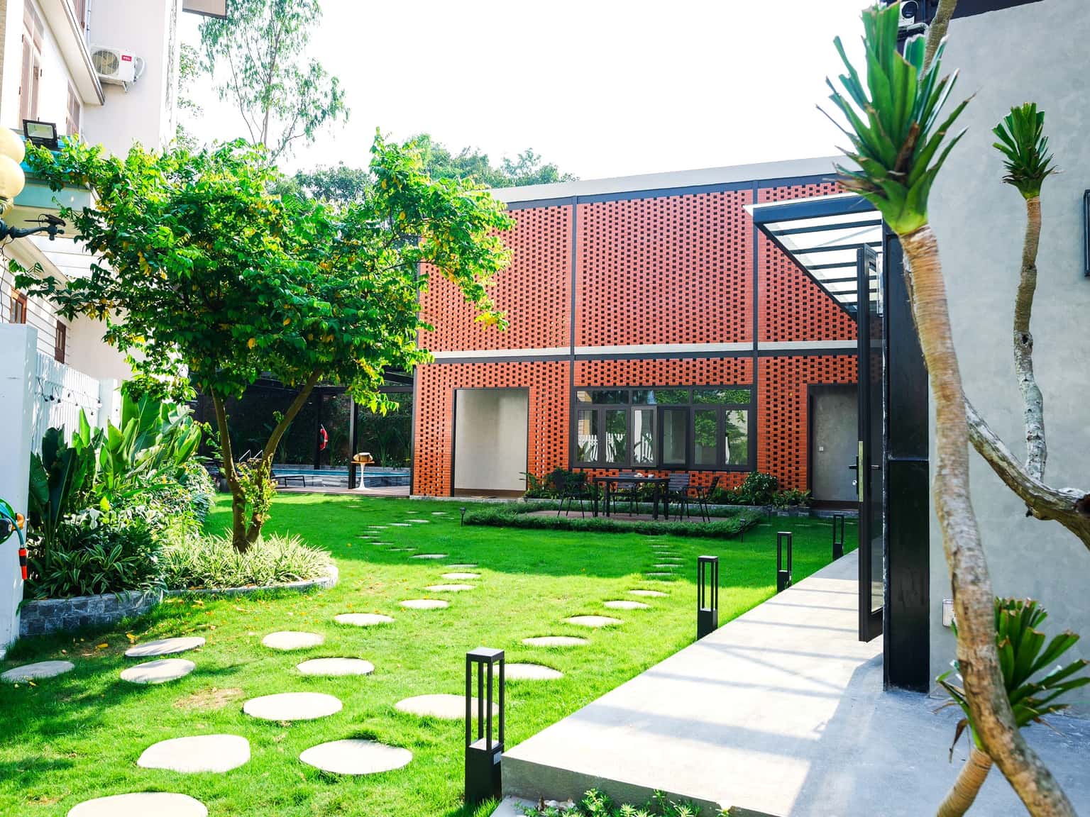 De Mario Villa, Tuần Châu Hạ Long