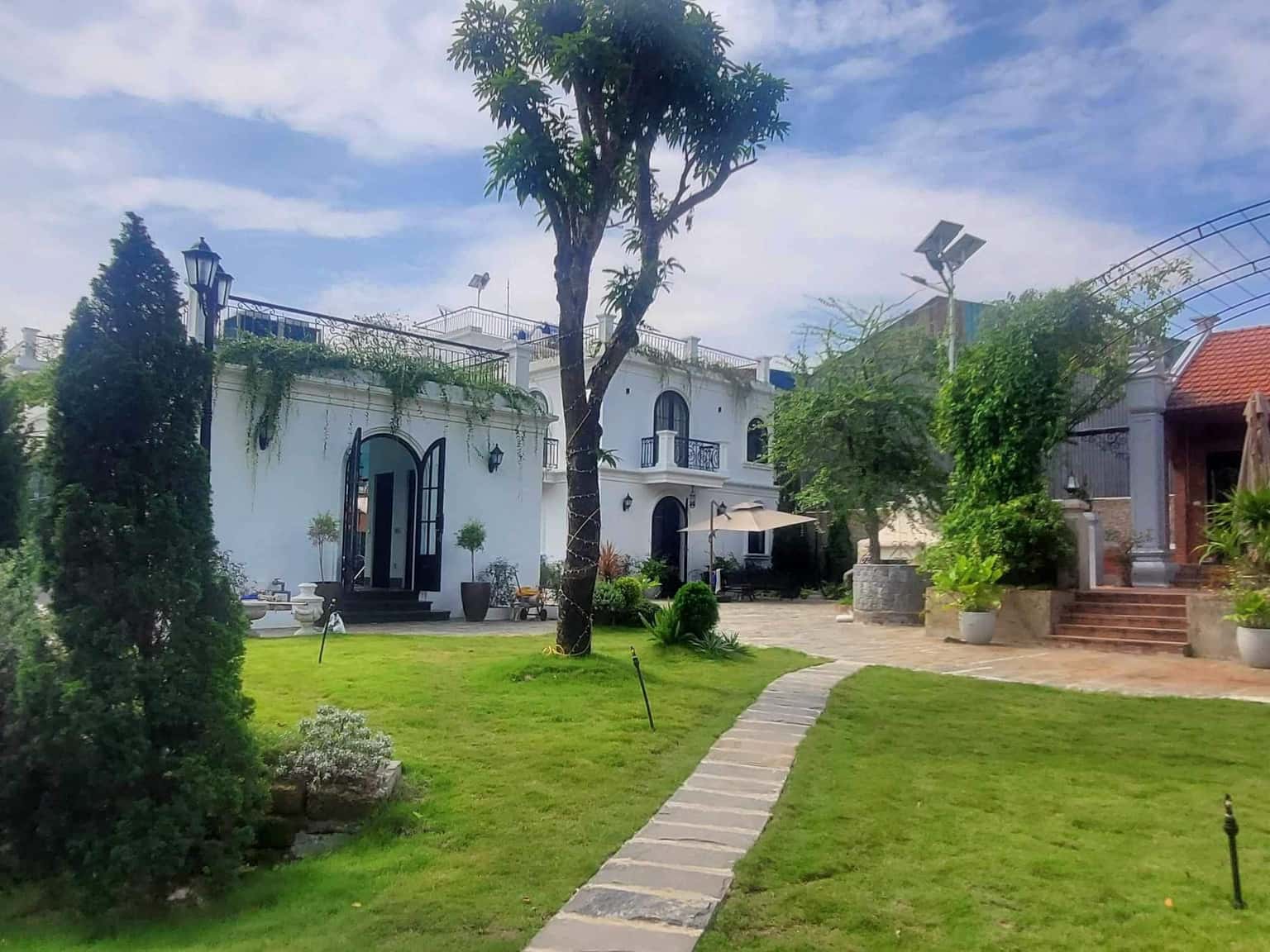 Louis Villa at Minh Phú, Sóc Sơn — photo 2