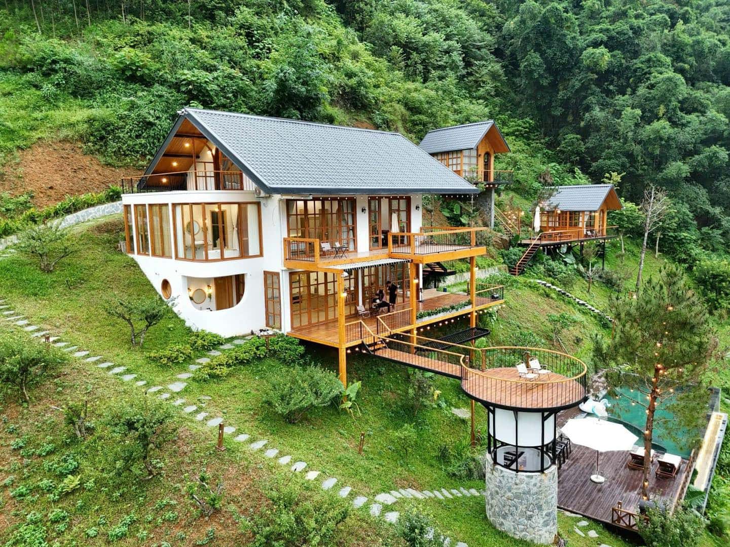 Lala Nhà Bên Suối tại Đà Bắc, Hòa Bình — ảnh 1
