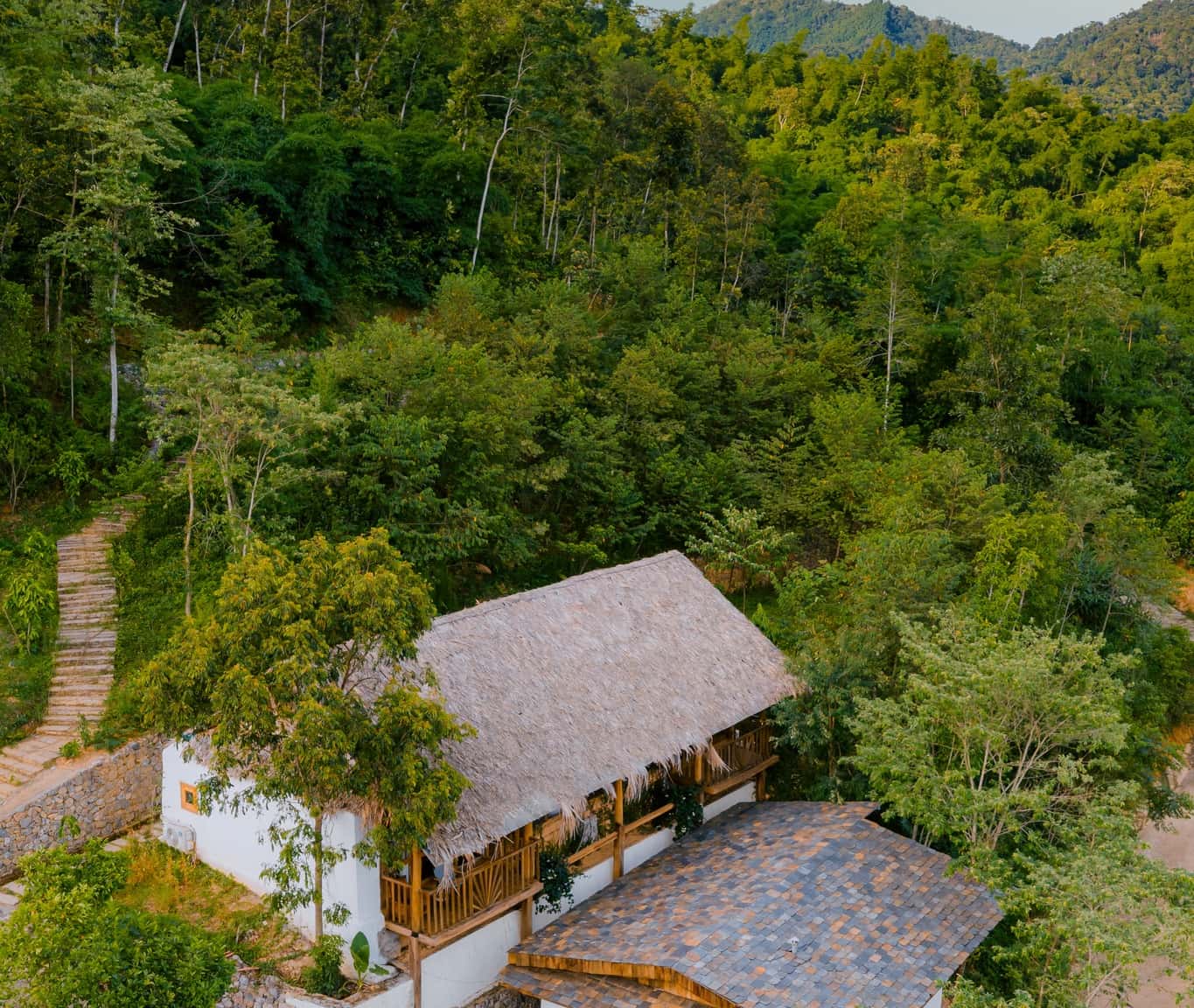 Hòa Bình省Đà BắcのChiềng（Ké Retreat）
