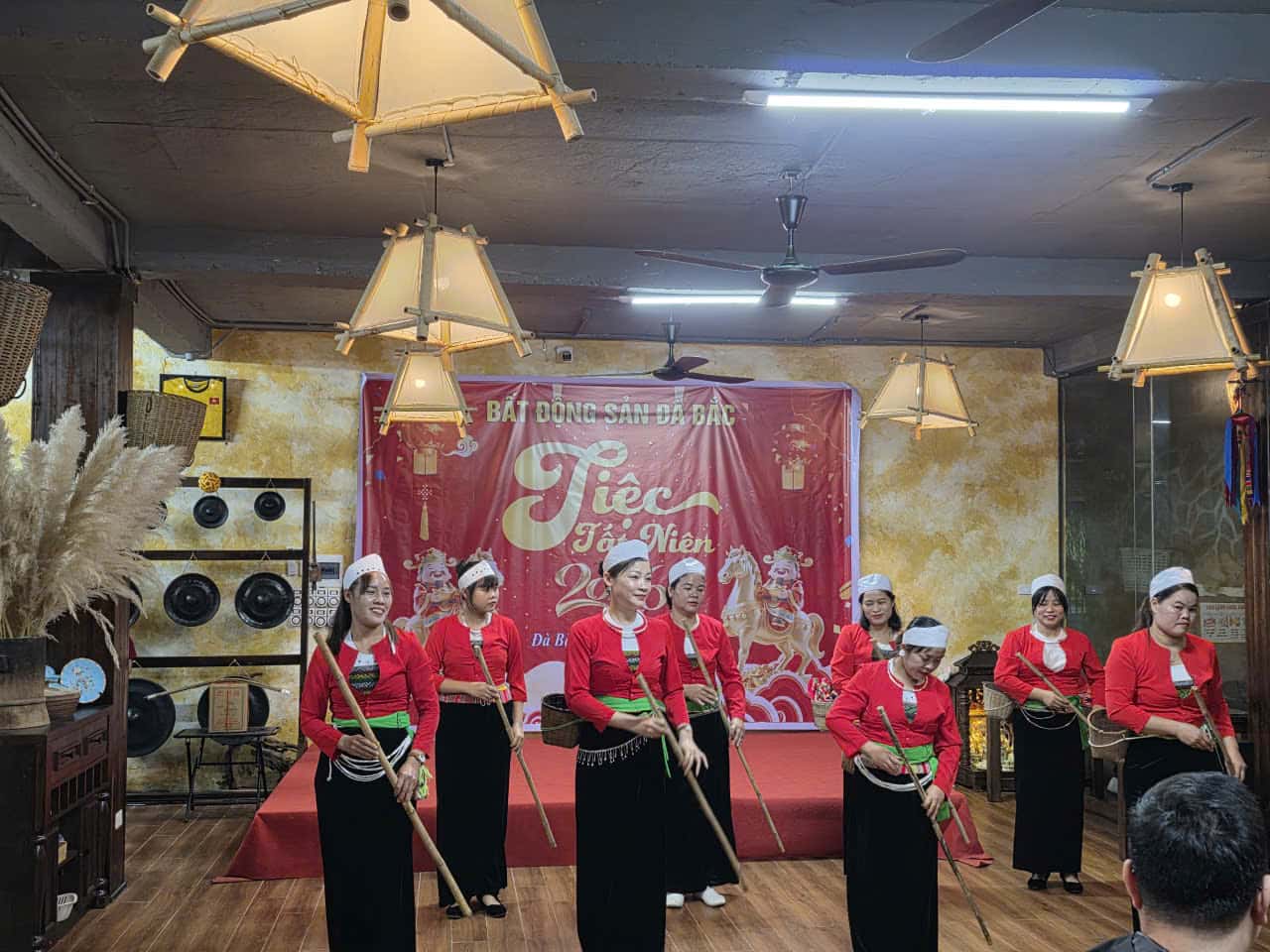 Nhà Ban (Mít Retreat) tại Đà Bắc, Hòa Bình — ảnh 50