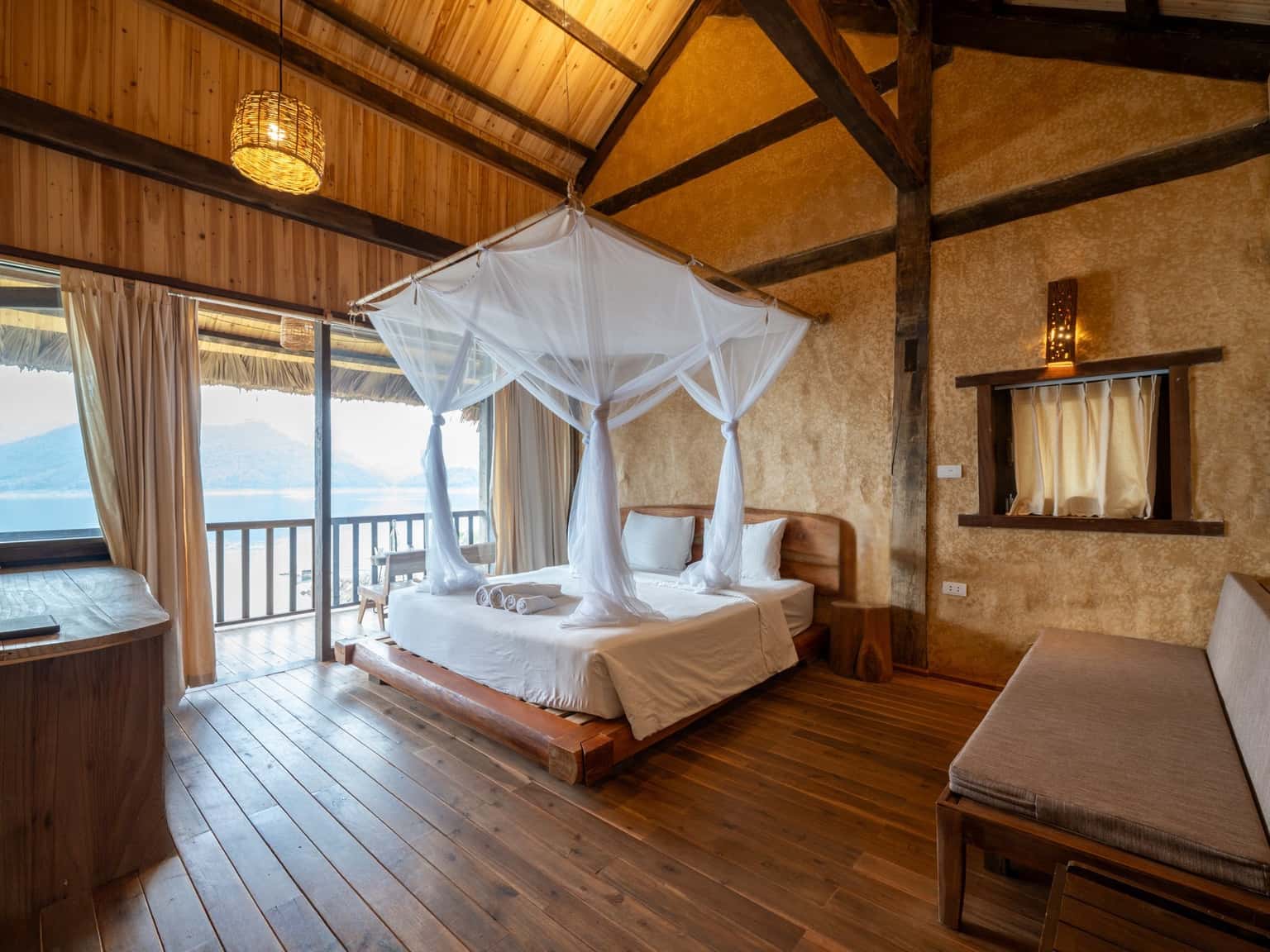 Đà Bắc、Hòa BìnhのNhà Ang（Xoan Retreat）