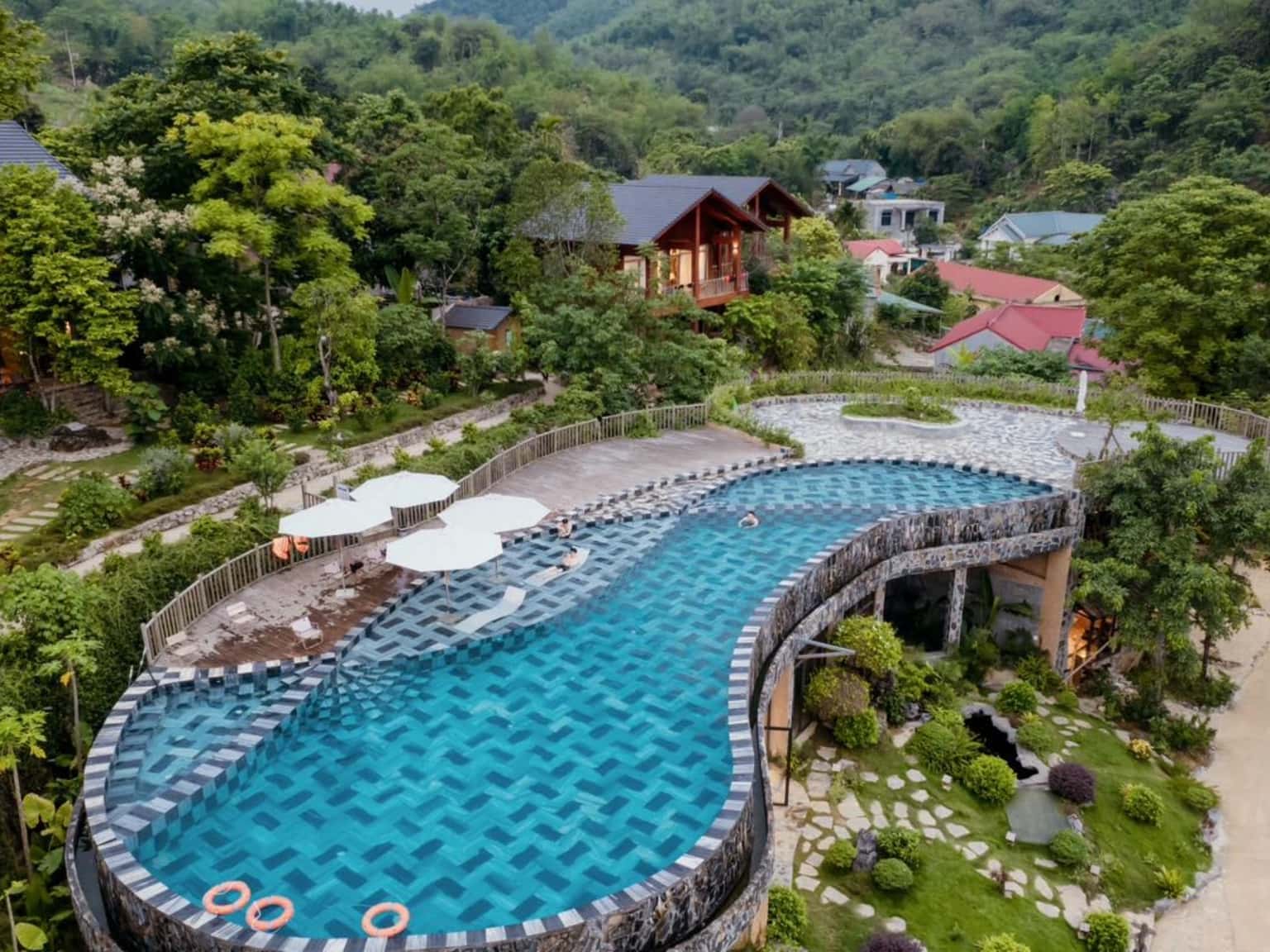 Family Executive (Mơ Village) in Đà Bắc, Hòa Bình