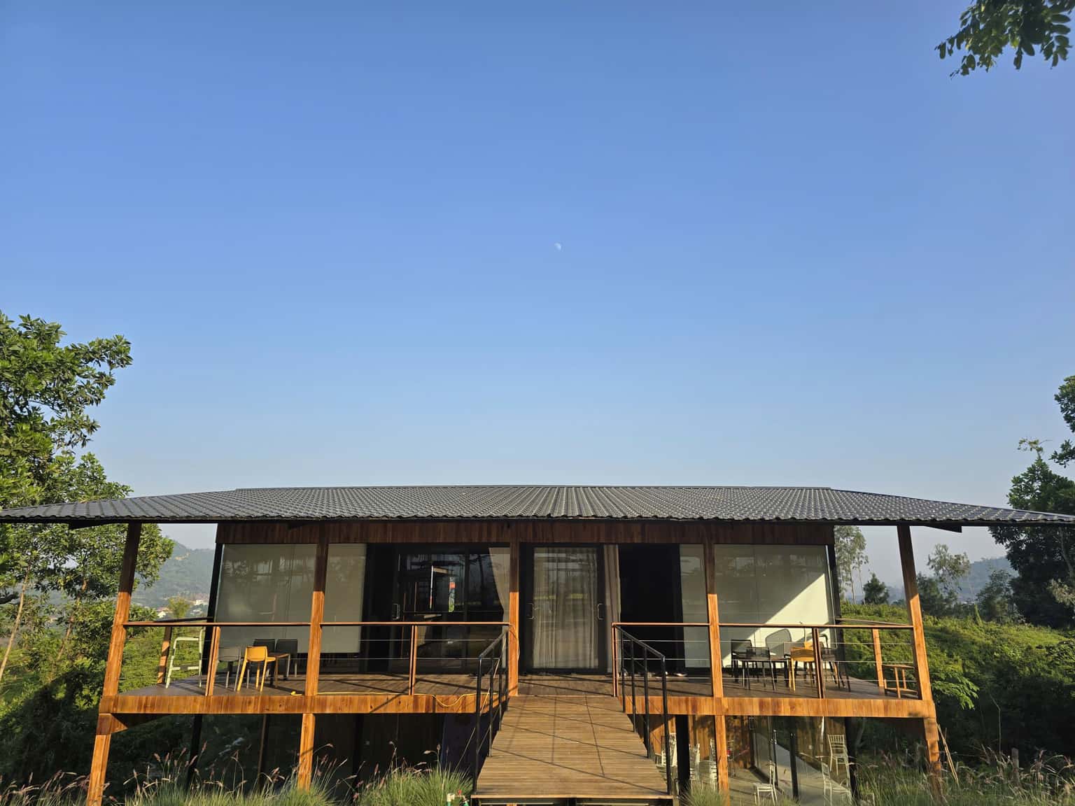 Rustic House (Quin Hill Retreat) in Hòa Lạc, Thạch Thất — photo 1