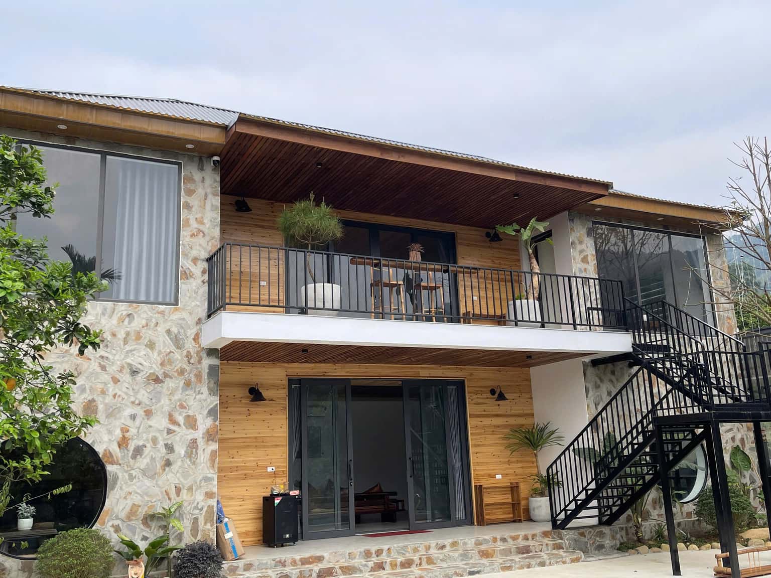 Nhật Dũng Villa tại Hồ Đồng Đò, Sóc Sơn — ảnh 2