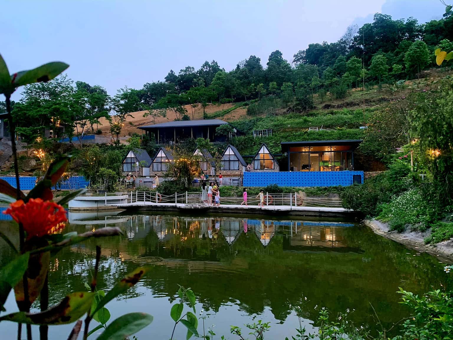 justfly review danh gia bungalow ba vi daisy queen homestay ba vi