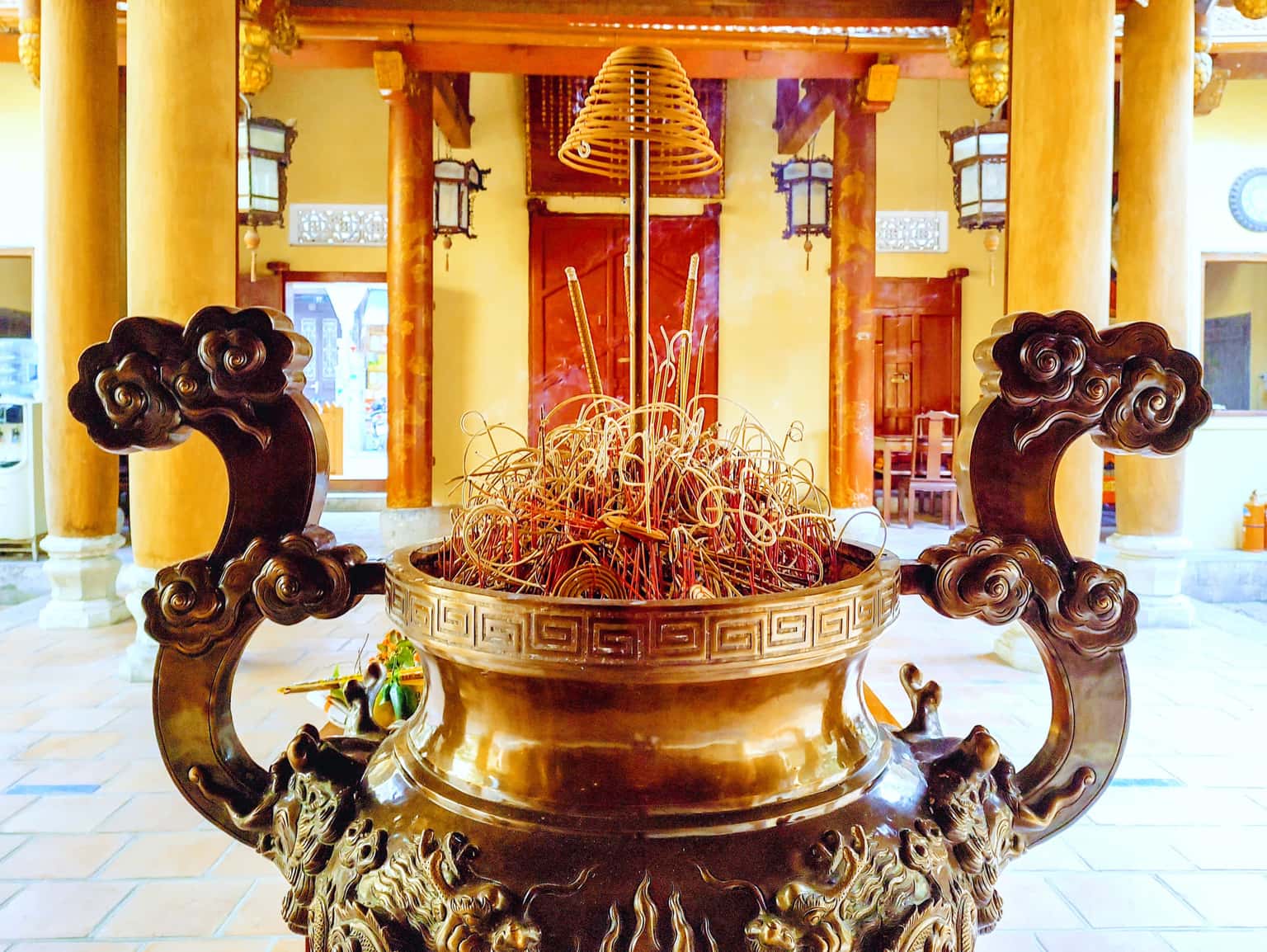 justfly den bach ma hanoi