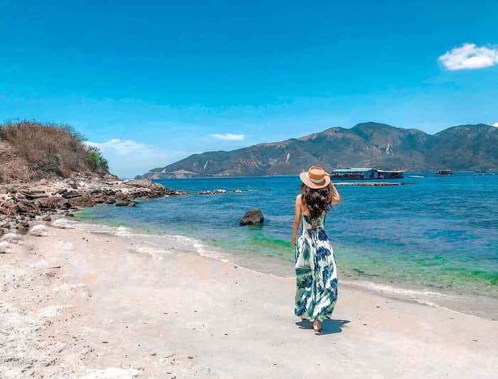 justfly san ho bay nha trang