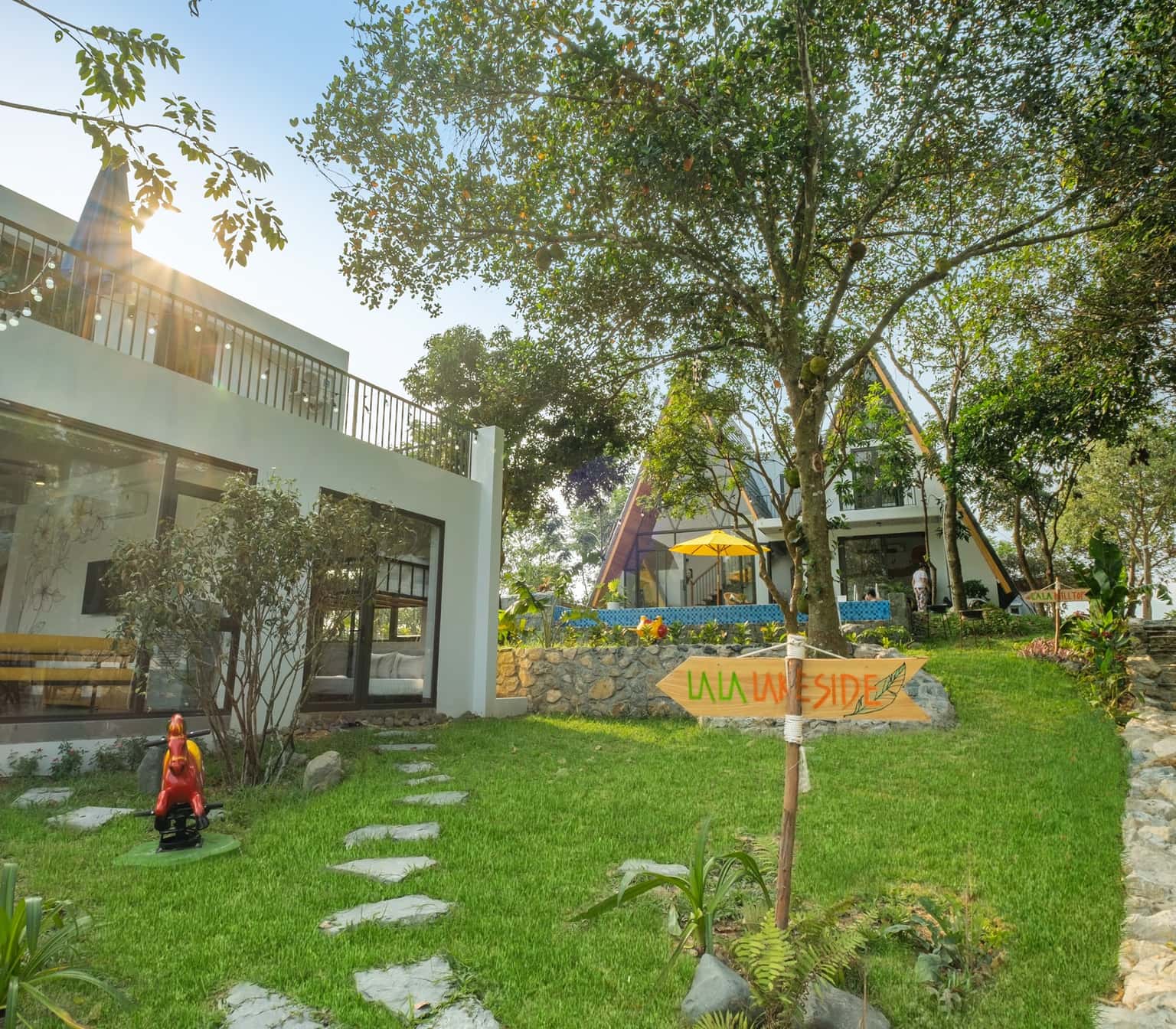 Lakeside Villa (Lala Villas), Hoà Bình