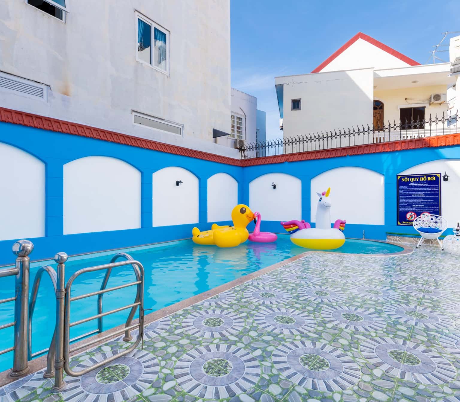 4 3 3 lac long quan villa vung tau