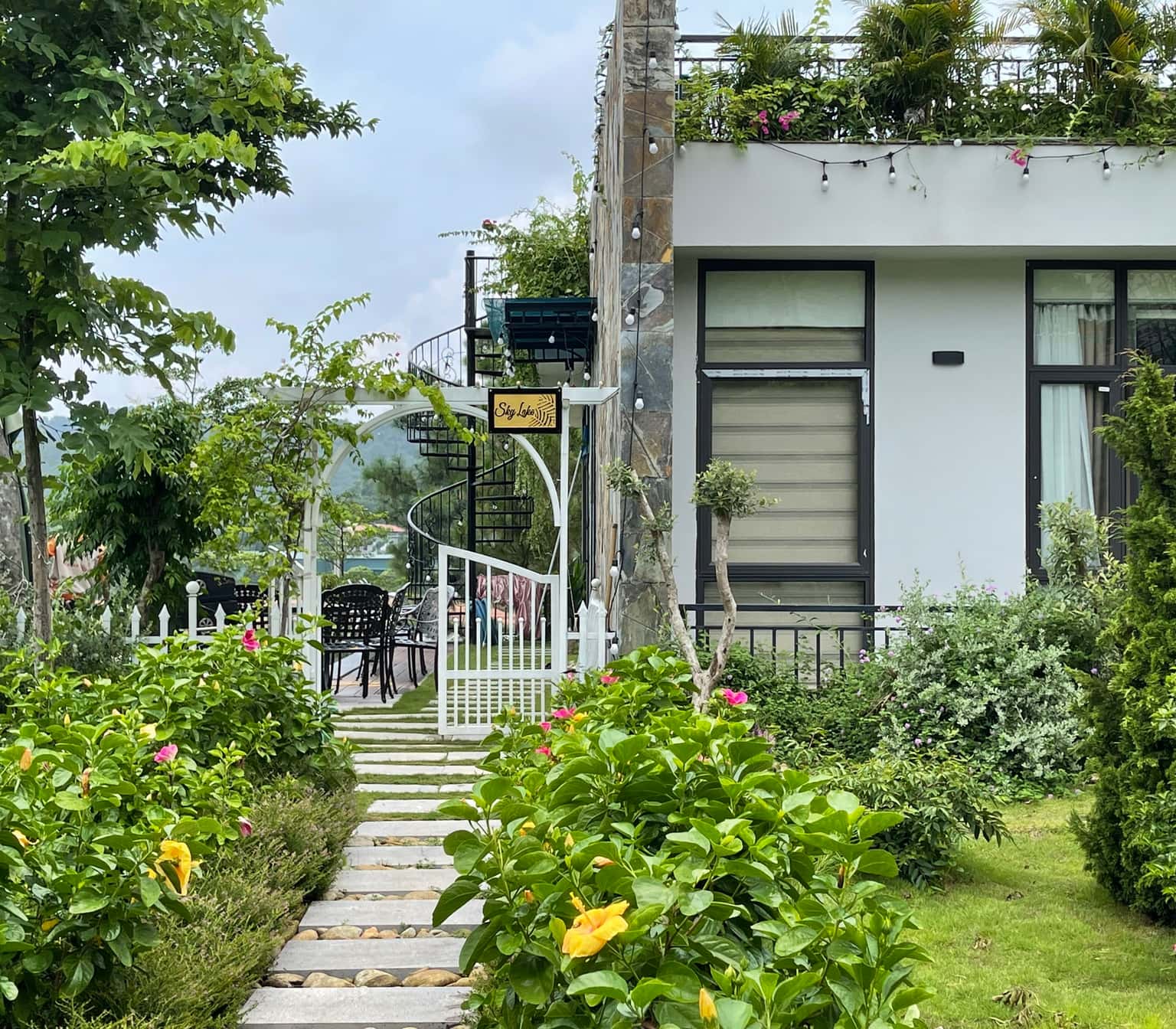 justfly ha10 venus villa vinh phuc