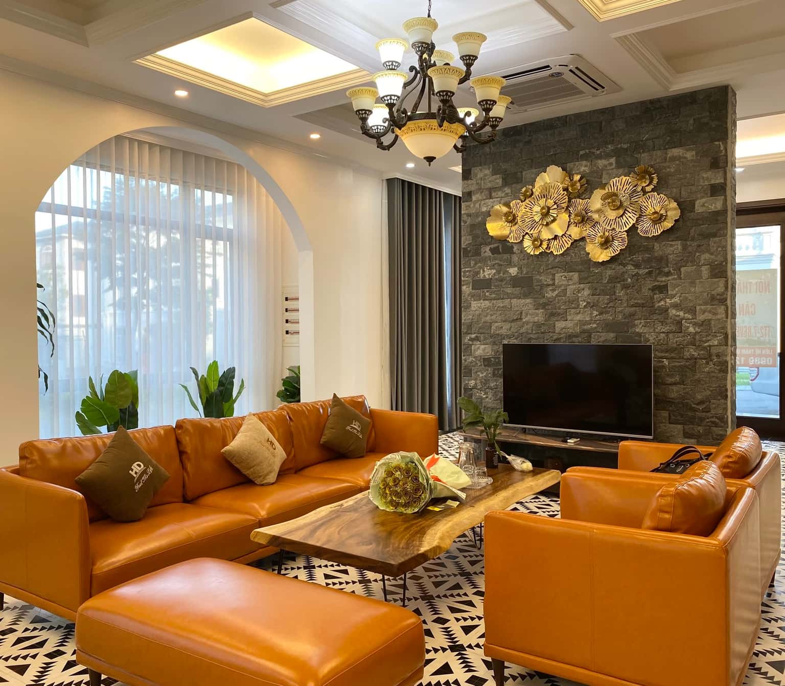 tt2 07 beverly hill ha long