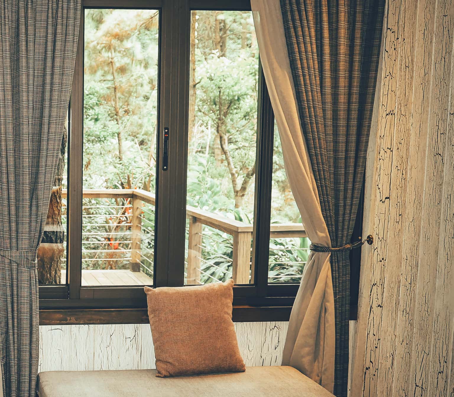 room 1l amaya retreat soc son ha noi