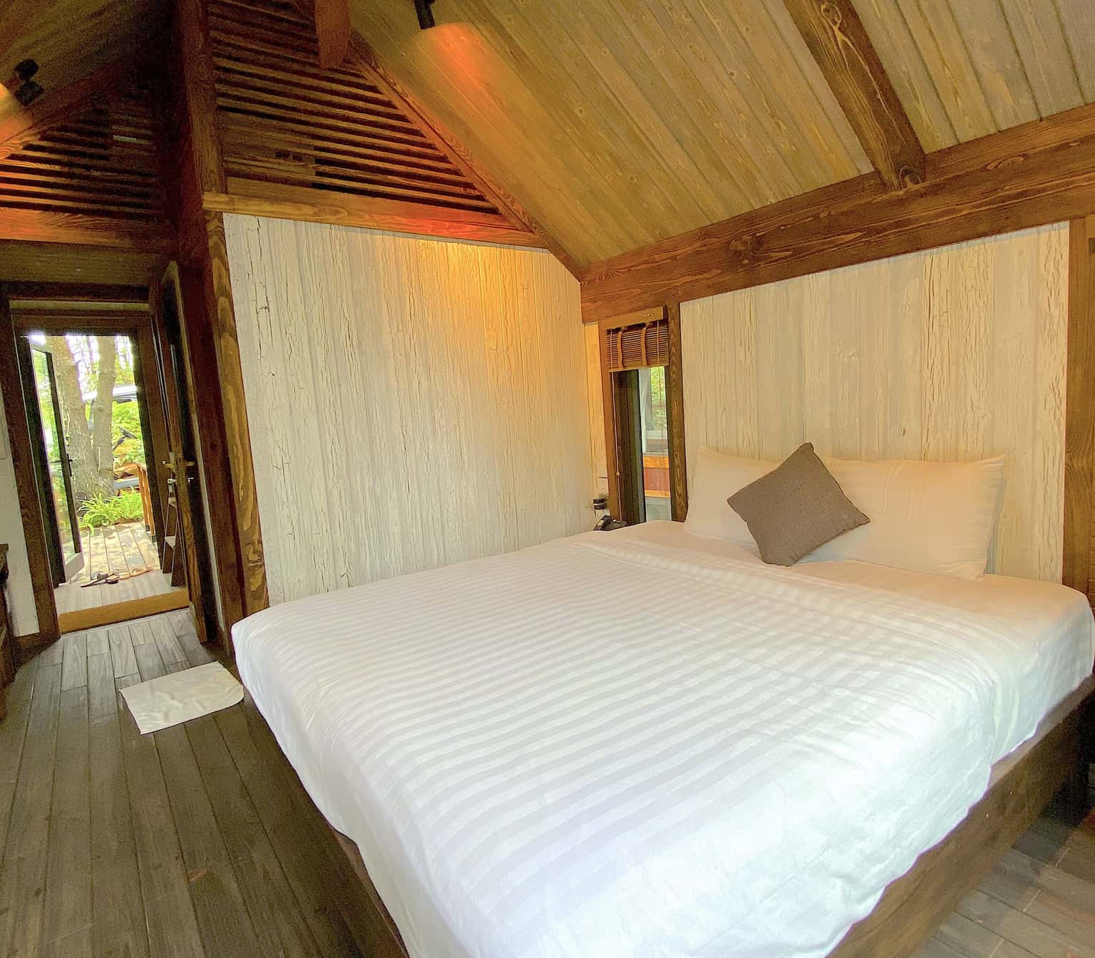 room 6u amaya retreat soc son ha noi