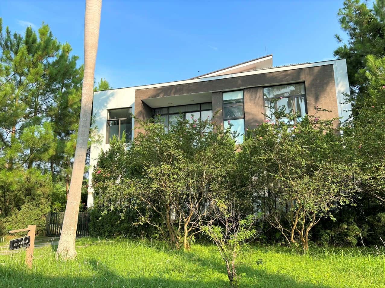 Villa B122A, Flamingo Đại Lải
