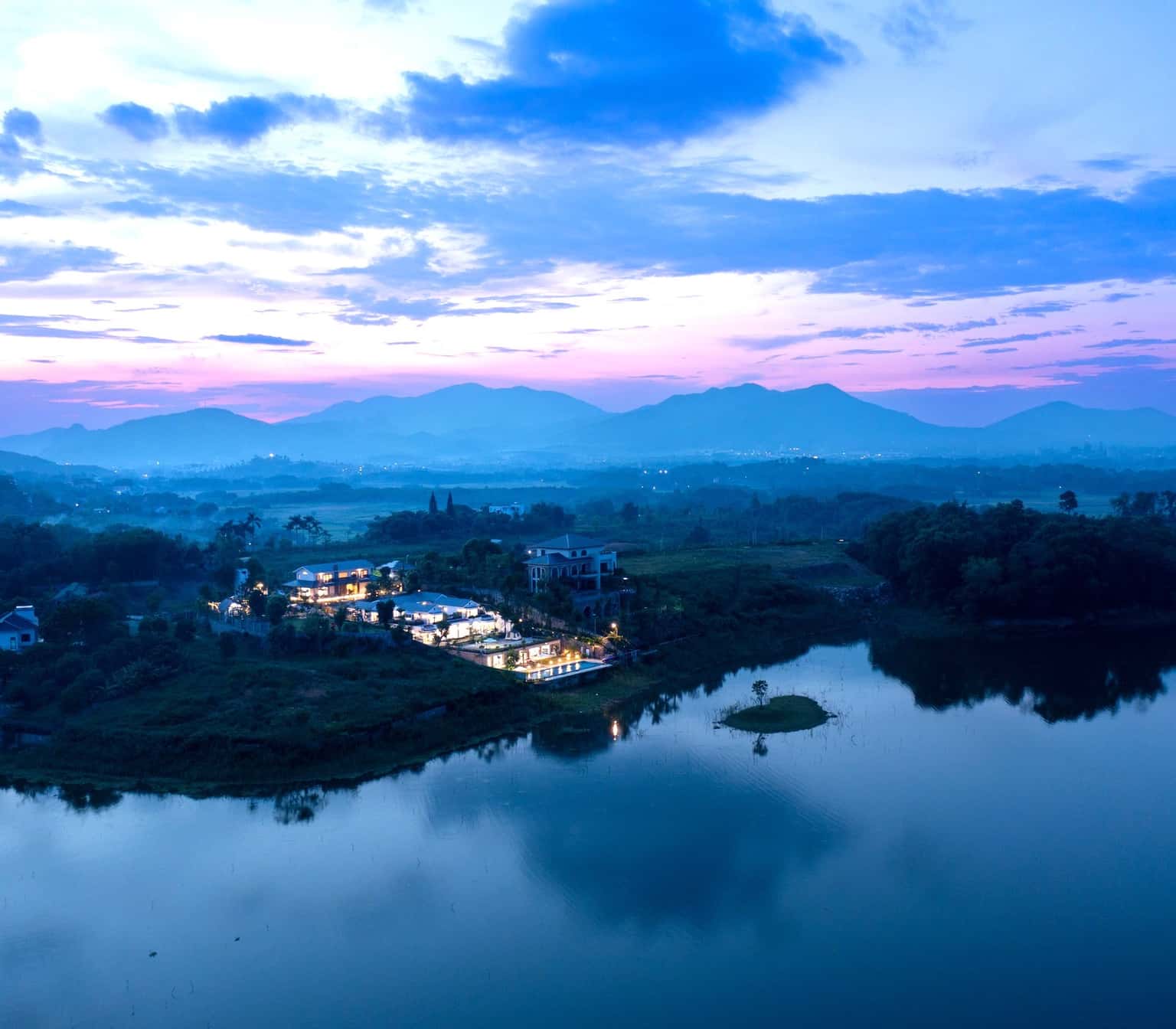 Zen Villa (Đồng Chanh Lake Ville), Hoà Bình