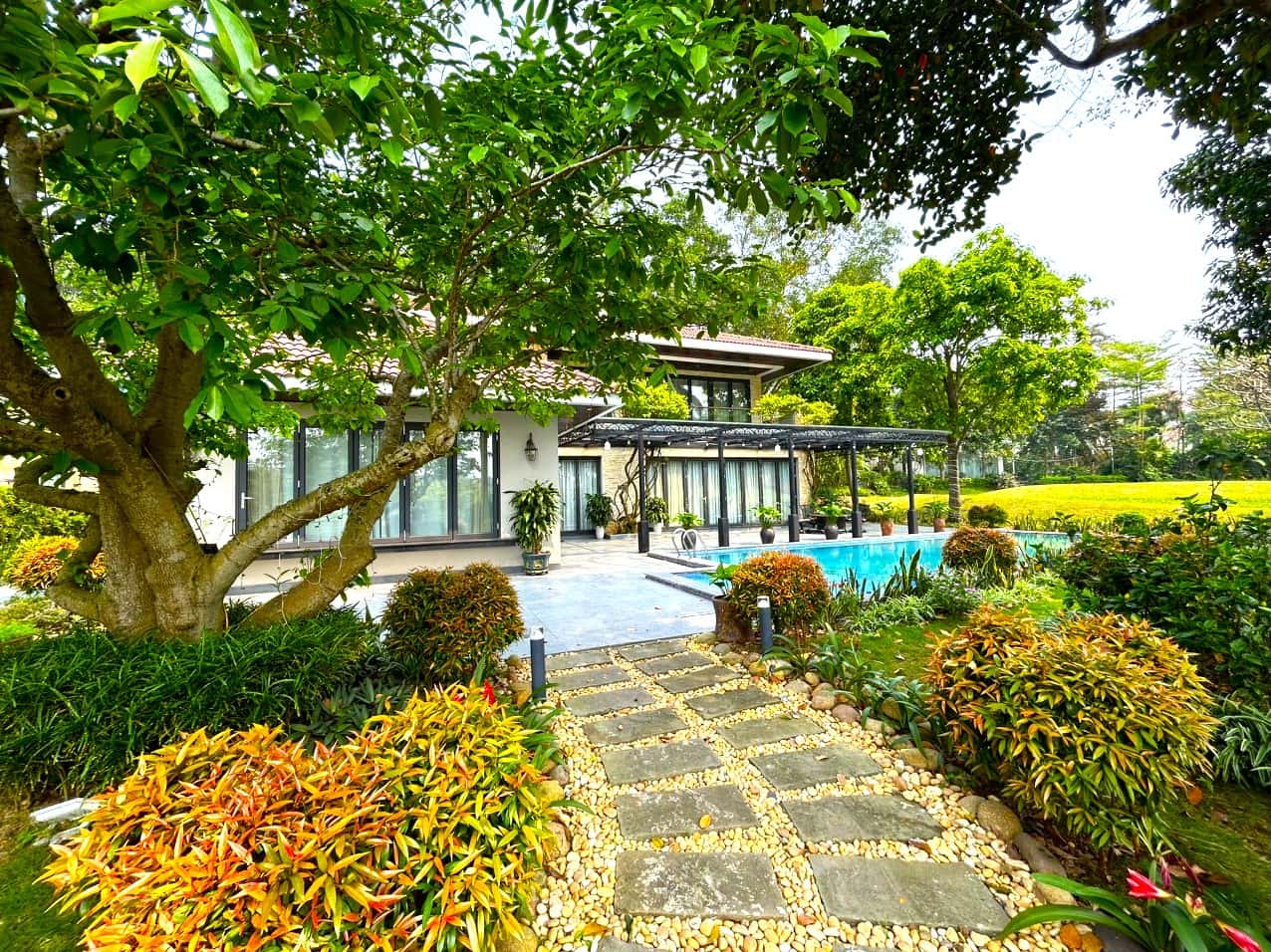 Villa B25, Flamingo Đại Lải
