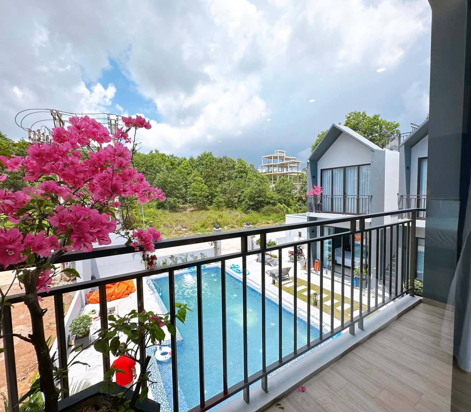 Sunset Lodge Villa - Tuần Châu, Hạ Long