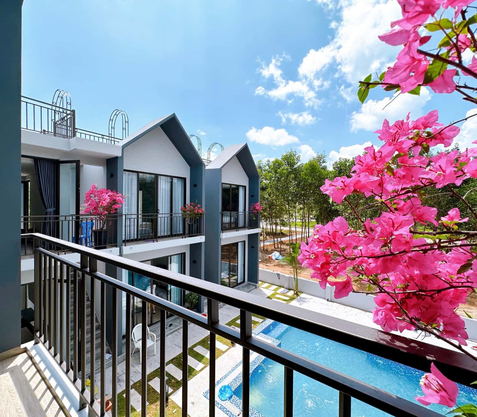 Sunset Lodge Villa - Tuần Châu, Hạ Long