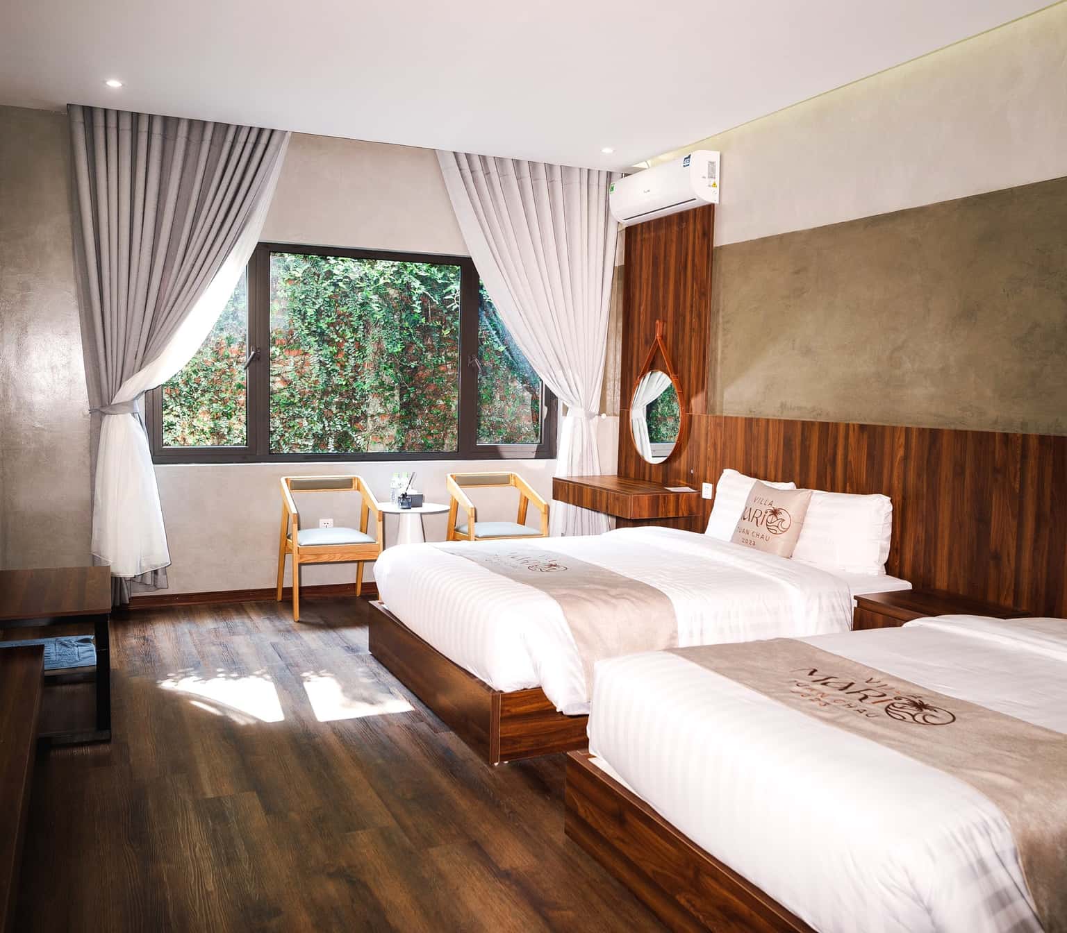 De Mario Villa, Tuần Châu Hạ Long