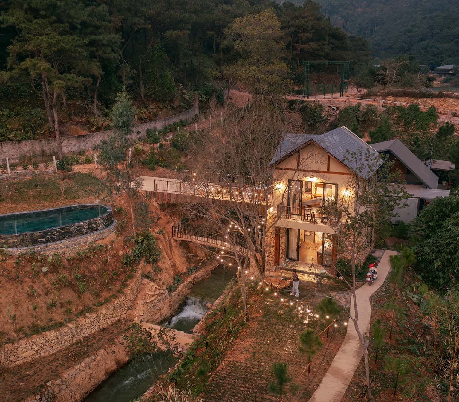 Quin House tại Lâm Trường, Sóc Sơn