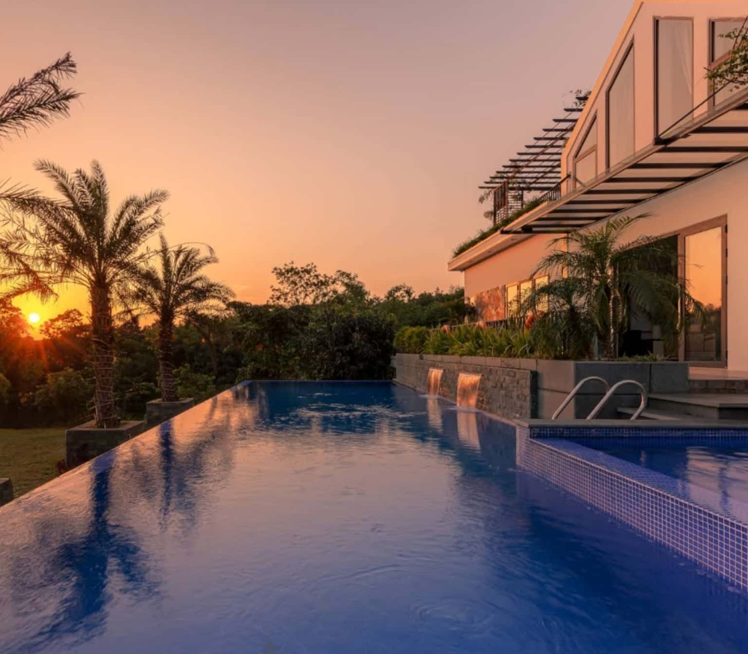 Yên Bài, Ba VìのLakasa Villa