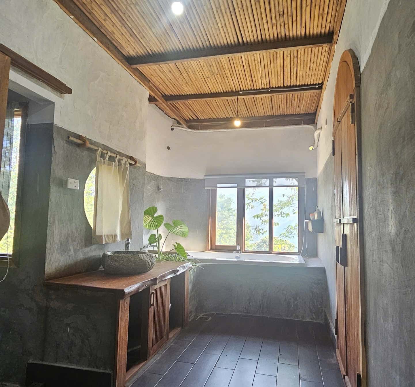 Nhà Mái Đá (Ké Retreat) in Đà Bắc, Hòa Bình