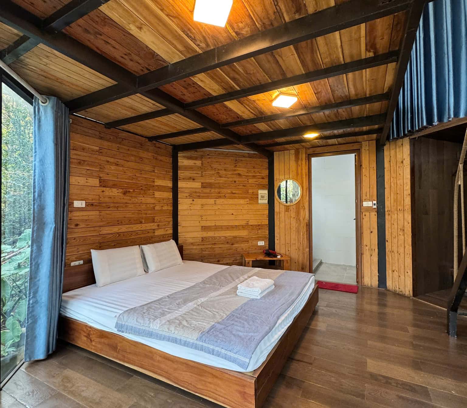 Nhà Tổ Chim (De'bay Retreat) tại Lâm Trường, Sóc Sơn