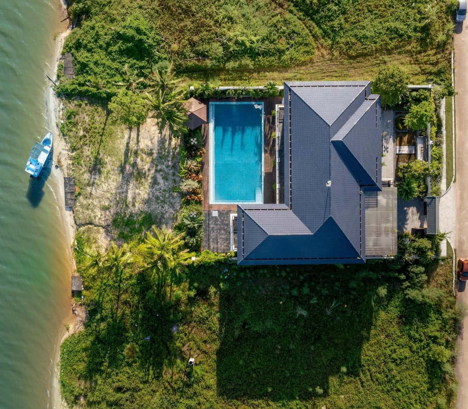 The One Villa, Tuần Châu Hạ Long