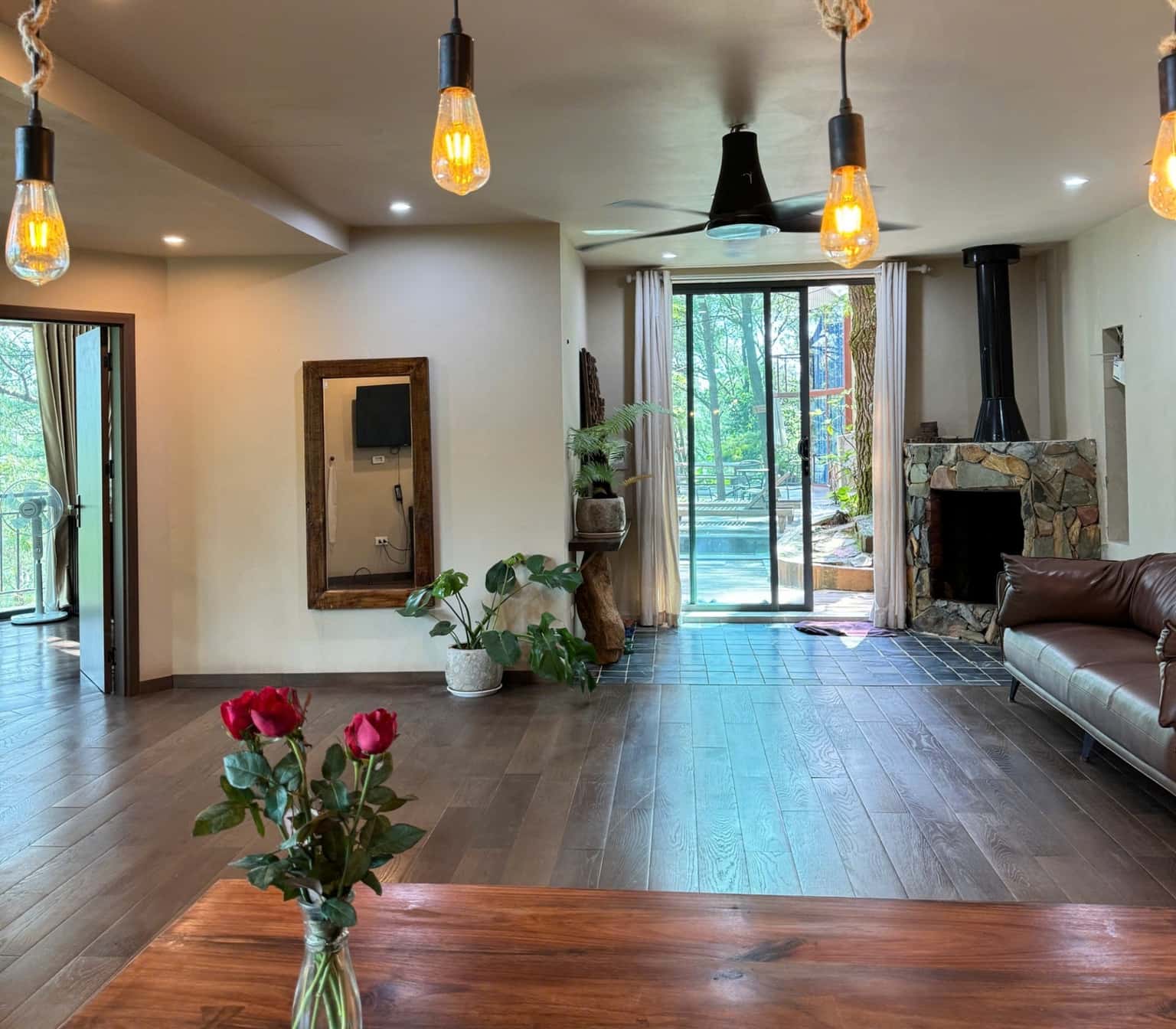 Bay 1 House - De'bay Retreat at Lâm Trường, Sóc Sơn