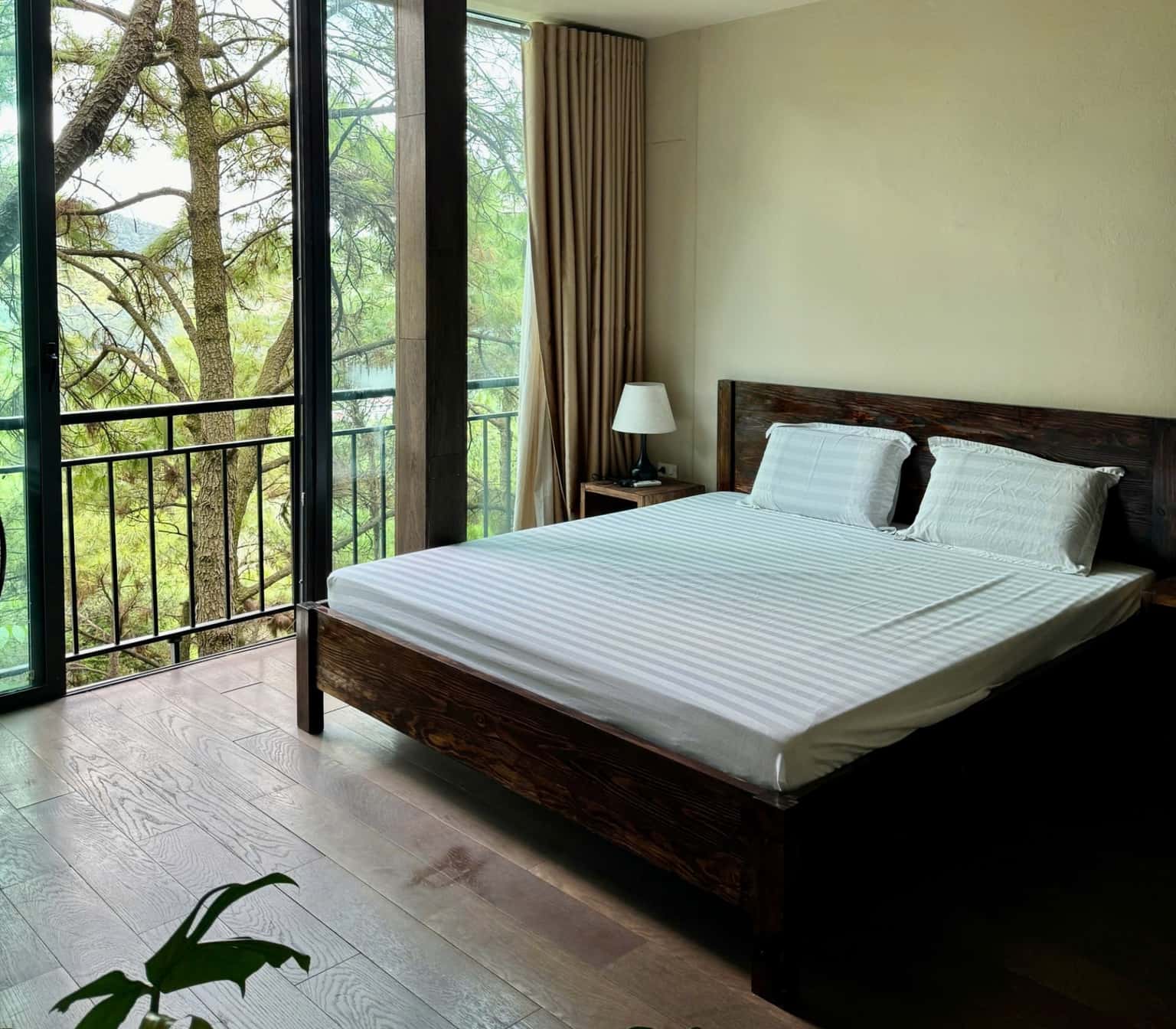 Bay 2 House - De'bay Retreat at Lâm Trường, Sóc Sơn