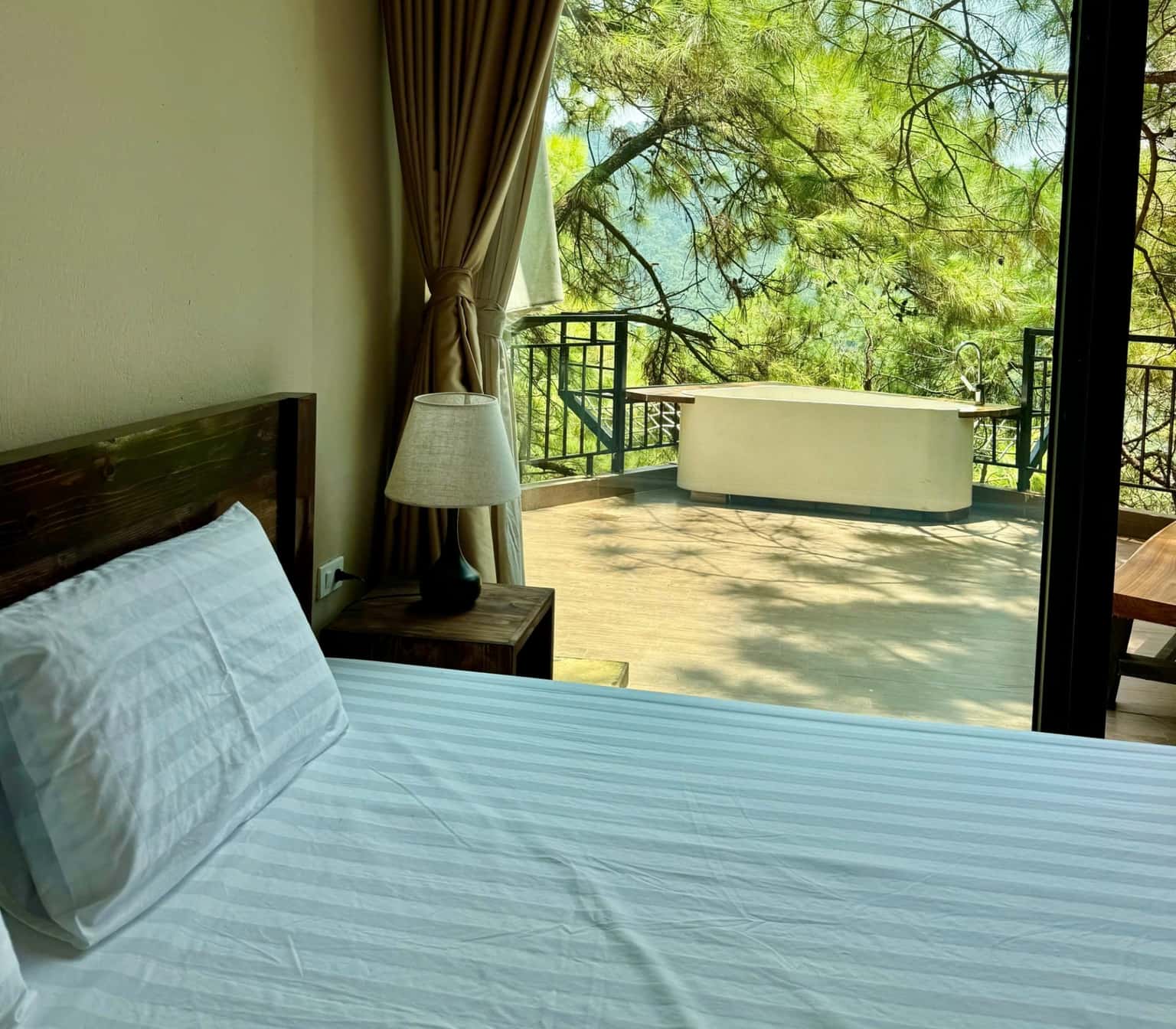 Bay 3 - De'bay Retreat at Lâm Trường, Sóc Sơn