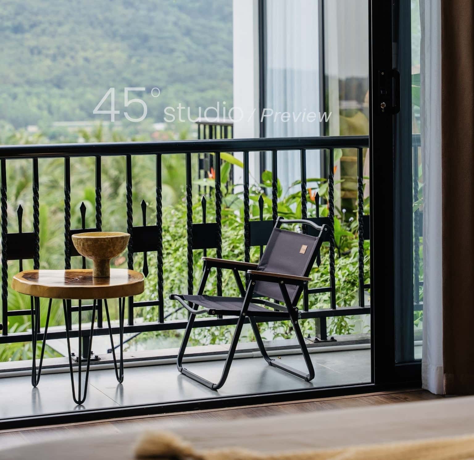Bàn ghế ban công