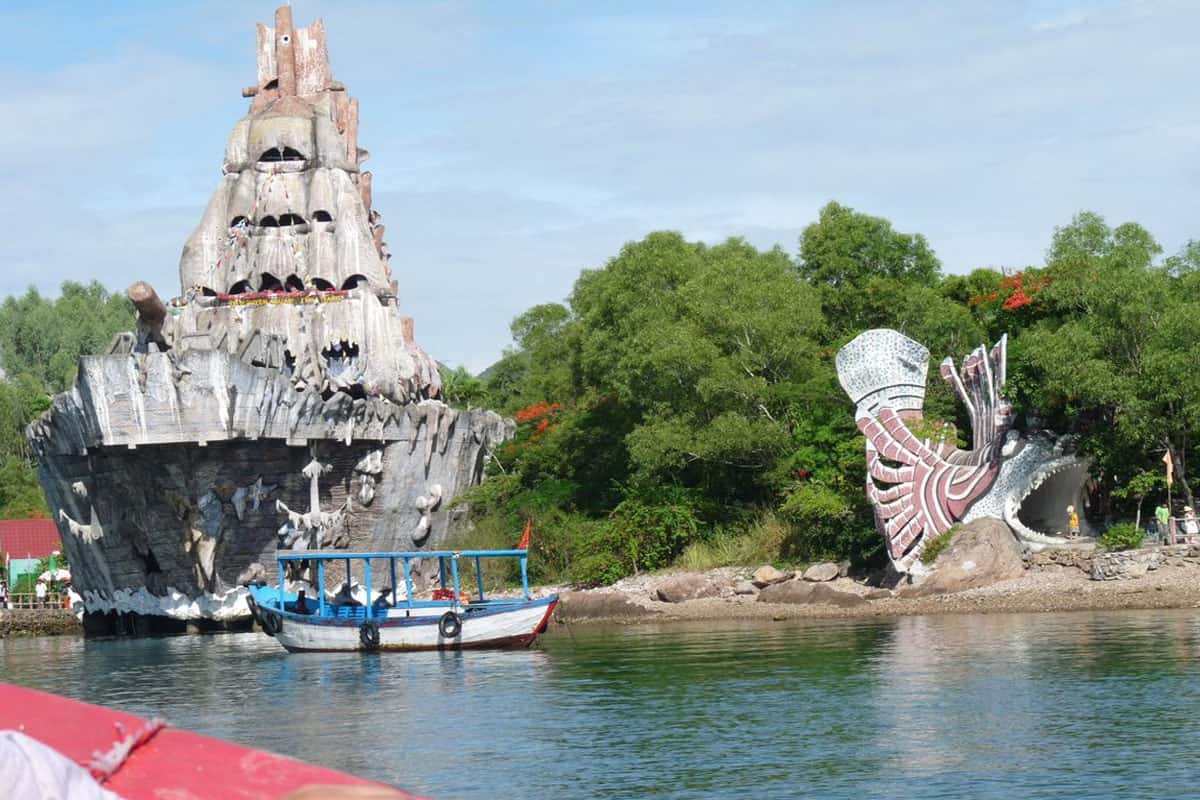 Chiêm ngưỡng vẻ đẹp Nha Trang tại thủy cung Trí Nguyên