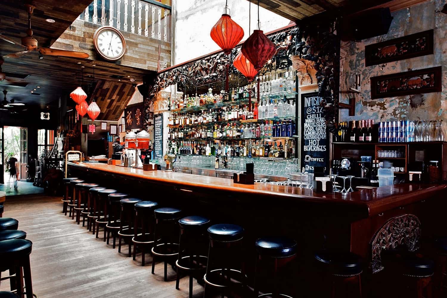 No. 5 Emerald Hill Cocktail Bar