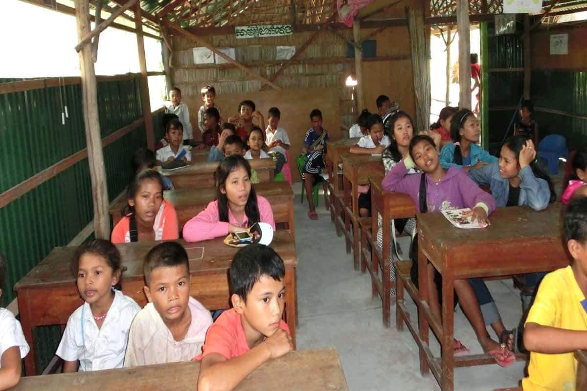 Những người Campuchia vô cùng hiếu học