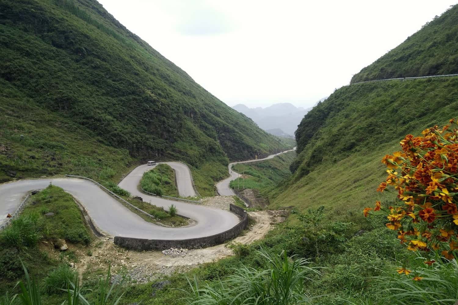 Dốc Bắc Sum